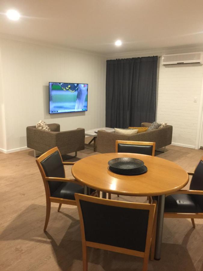 Intown Apartments Geraldton Exterior foto